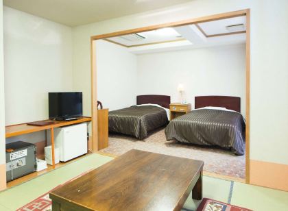 사쿠 이치만리 온센 호텔 골든 센추리