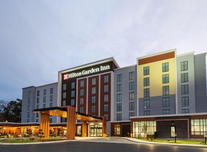 Hilton Garden Inn Kansas City Riverside