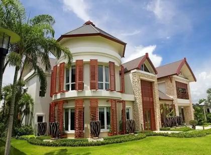 The Royal Sammuk Bangsaen Chonburi / เดอะรอยัล สามมุข บางแสน ชลบุรี