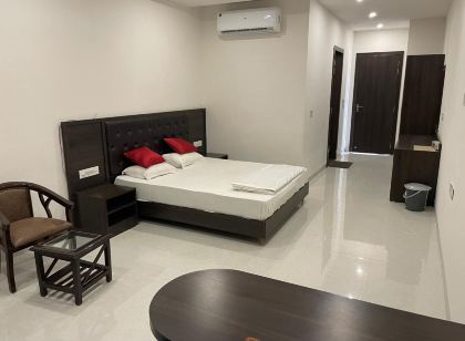 Shyama Hotel