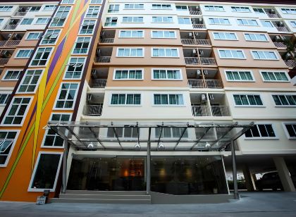 ภัทร เซอร์วิส อพาร์ทเม้นท์