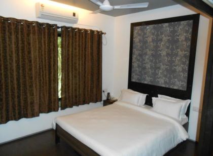 Hotel Chirag Executive