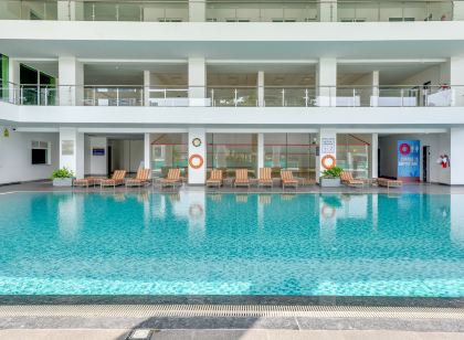 Amanora the Fern Hotels & Club