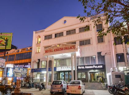 Hotel Ashish Palace