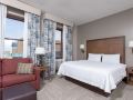 hampton-inn-indianapolis-downtown-across-from-circle-centre