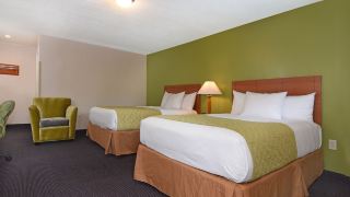 ardsley-acres-hotel-court