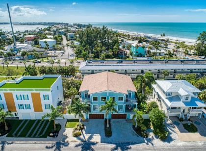 Anna Maria Island Beach Palace