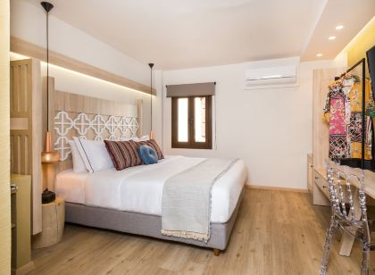 Cressa Suites