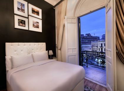 The Square Boutique Hotel