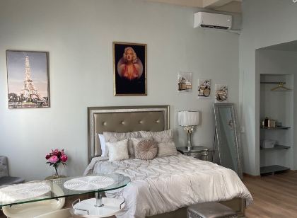 Casa of Essence