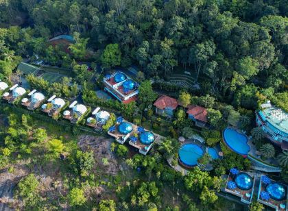 Mount Xanadu Resorts