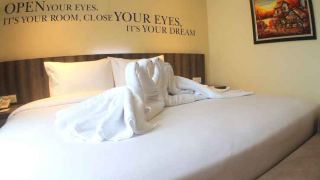 mk-hotel-jakarta