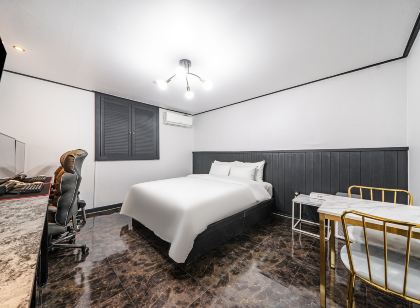 익산 호텔 리본(HOTEL REBORN)