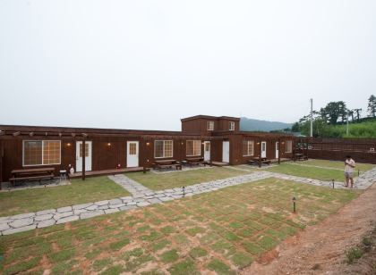 신안 나무늘보펜션