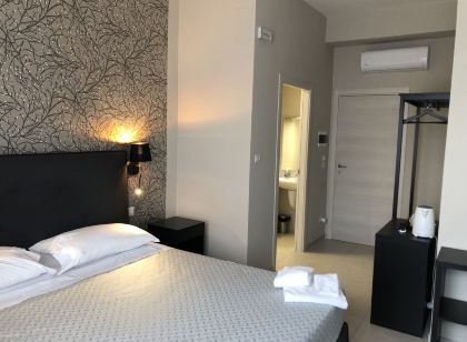 但丁11號旅館