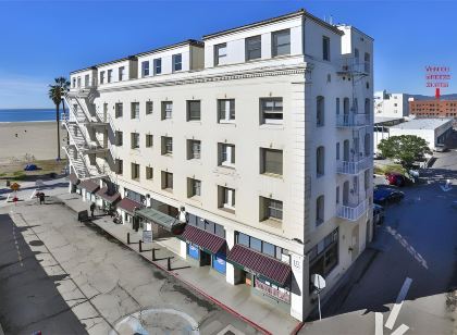 Venice V Hotel