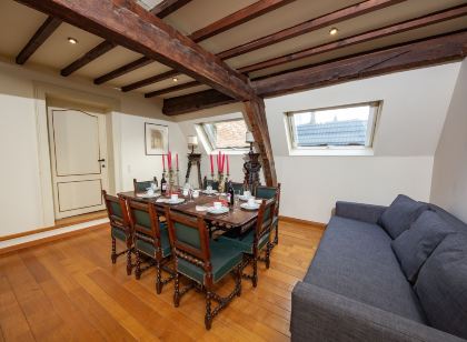 Unique Apartment in Historic Mansion