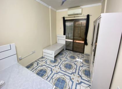 Female sharing room in city center