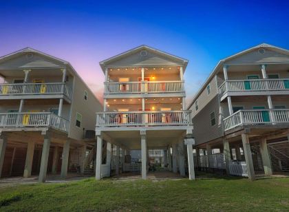 Coastal Oasis In Surfside Beach 3 Bedroom Home