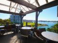 spinnakers-brewpub-and-guesthouses