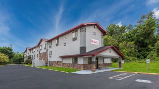 red-roof-inn-mansfield