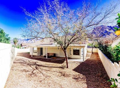 Contemporary Oro Valley Retreat - Mountain Views!