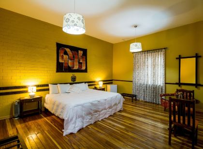 Yabar Hotel Plaza