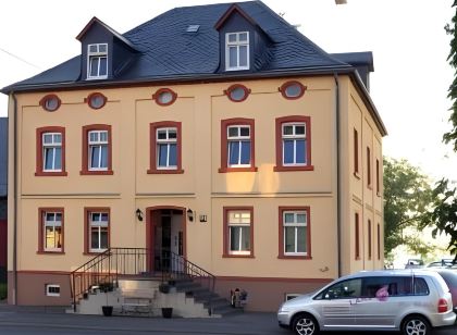 Landhotel Airport-Inn