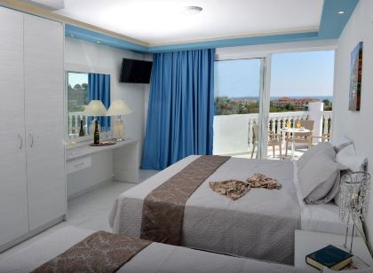 Callinica Hotel