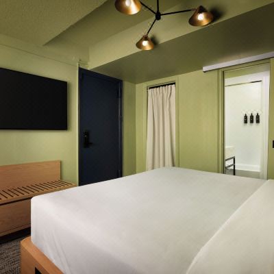 Deluxe King Room Deluxe King Room Row NYC New York Promo Code
