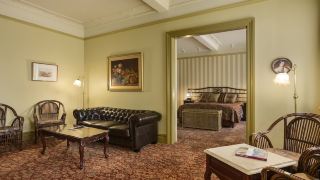 hadley-s-orient-hotel