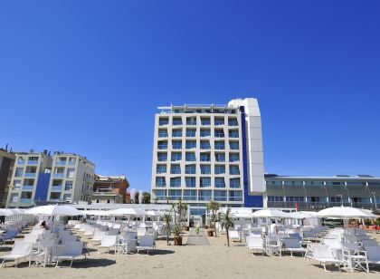 Excelsior Hotel, Spa & Lido