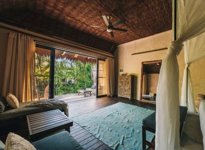 Radhoo Tulum