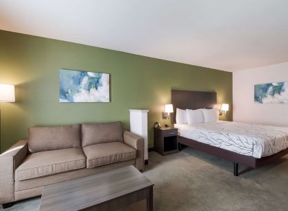 SureStay Plus Hotel by Best Western SeaTac Airport