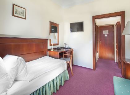 Hotel Lunik