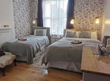 Adams Guest House