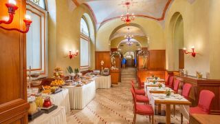 unaway-hotel-empire-roma