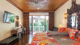 tropica-bungalow-hotel