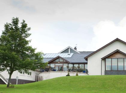 North Lakes Hotel and Spa
