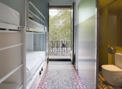 Urbany Hostel BCN Go!