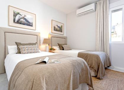 Cozy 2Bd Apartment Near Teatro Romano. Claudio Marcelo
