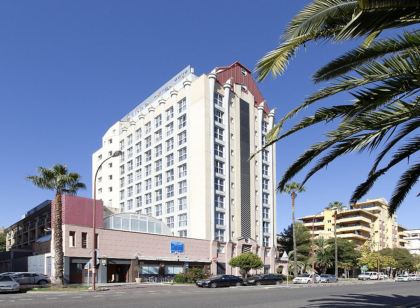 塞維利亞頂點住宿