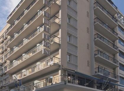 特里同比雷埃夫斯飯店