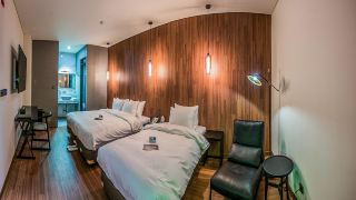 rivertain-hotel