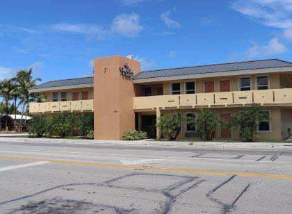 Curtis Inn & Suites