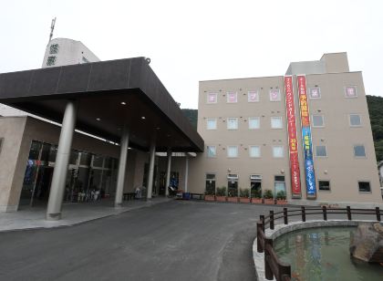 쿠르 앤드 호텔 이사와