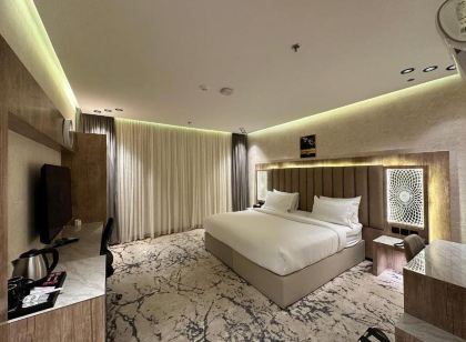 Hyatt Town 3