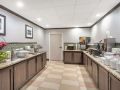 wingate-by-wyndham-charleston-coliseum