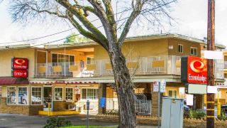 econo-lodge-sacramento-convention-center