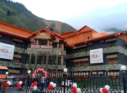 Rose Valley Hotel Naran